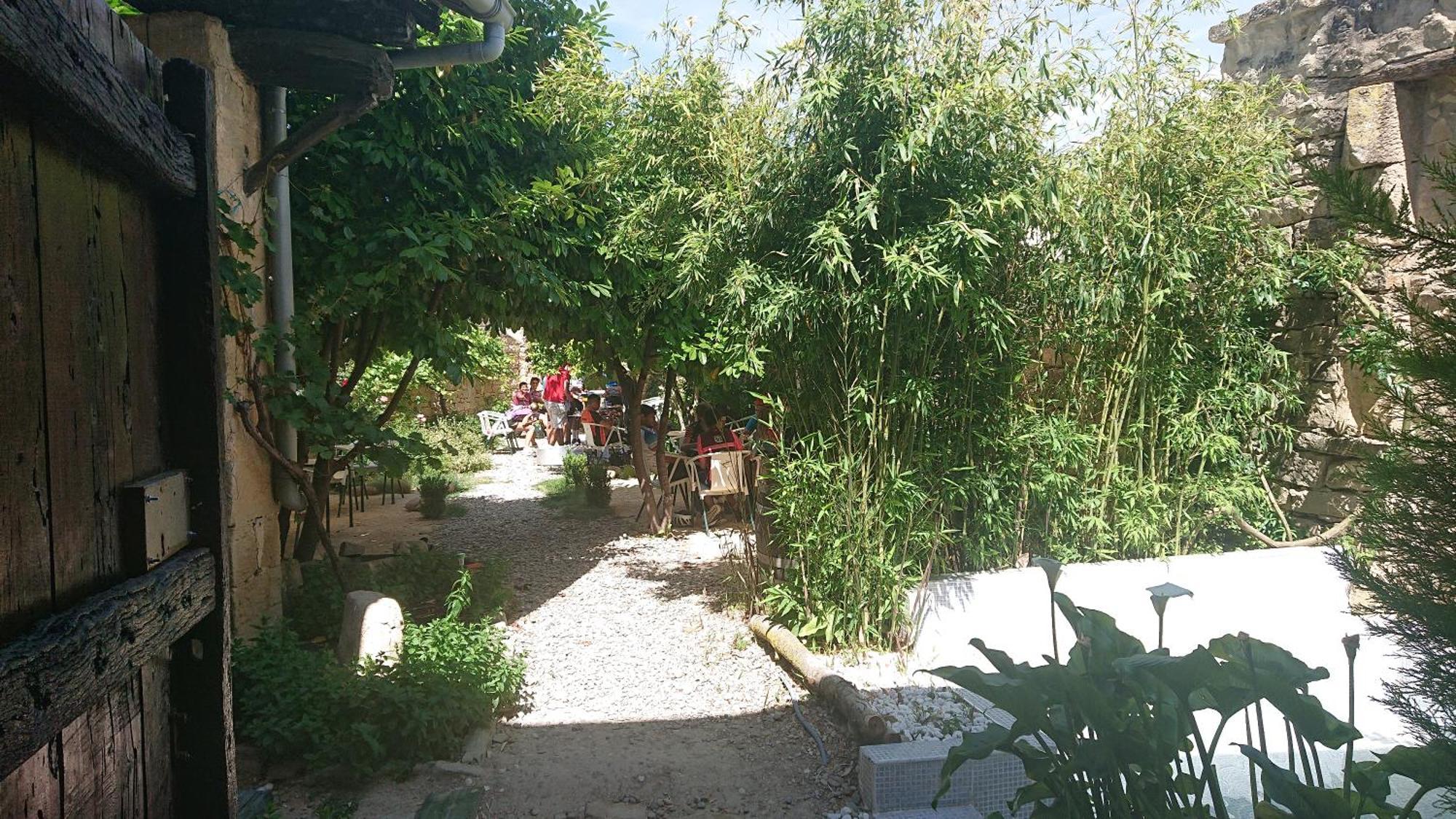 Albergue Sansol - El Oasis Del Camino Frances - Exclusivo Para Peregrinos Exterior photo